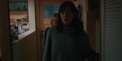 The_Last_Thing_He_Told_Me_S01E02_mkv4008.jpg