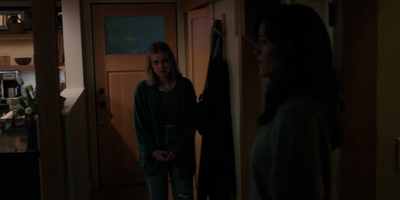 The_Last_Thing_He_Told_Me_S01E02_mkv4033.jpg