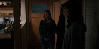 The_Last_Thing_He_Told_Me_S01E02_mkv4037.jpg