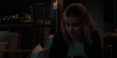The_Last_Thing_He_Told_Me_S01E02_mkv4246.jpg