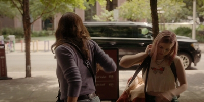 The_Last_Thing_He_Told_Me_S01E03_mkv0311.jpg