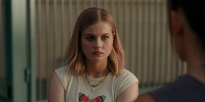 The_Last_Thing_He_Told_Me_S01E03_mkv0500.jpg