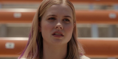 The_Last_Thing_He_Told_Me_S01E03_mkv0535.jpg