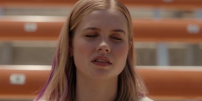 The_Last_Thing_He_Told_Me_S01E03_mkv0536.jpg