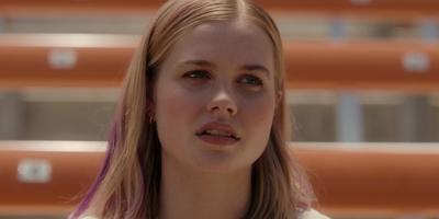 The_Last_Thing_He_Told_Me_S01E03_mkv0537.jpg