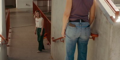 The_Last_Thing_He_Told_Me_S01E03_mkv0606.jpg