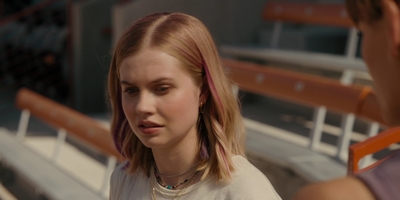 The_Last_Thing_He_Told_Me_S01E03_mkv0654.jpg