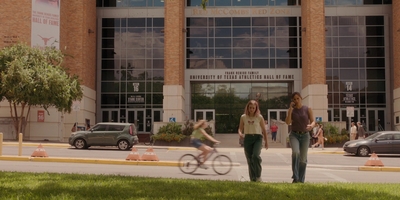The_Last_Thing_He_Told_Me_S01E03_mkv0742.jpg