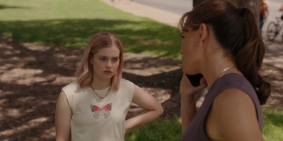 The_Last_Thing_He_Told_Me_S01E03_mkv0782.jpg