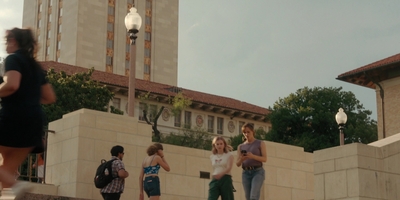 The_Last_Thing_He_Told_Me_S01E03_mkv1004.jpg