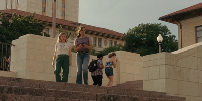 The_Last_Thing_He_Told_Me_S01E03_mkv1006.jpg