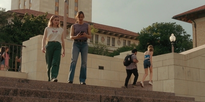 The_Last_Thing_He_Told_Me_S01E03_mkv1008.jpg