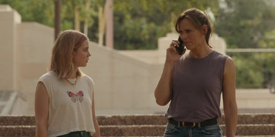 The_Last_Thing_He_Told_Me_S01E03_mkv1063.jpg