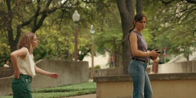 The_Last_Thing_He_Told_Me_S01E03_mkv1130.jpg