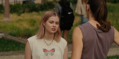 The_Last_Thing_He_Told_Me_S01E03_mkv1134.jpg