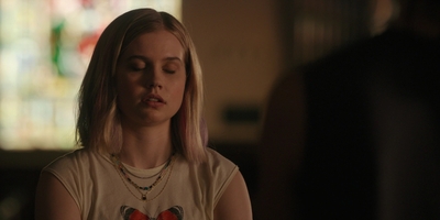 The_Last_Thing_He_Told_Me_S01E03_mkv1313.jpg