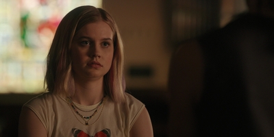 The_Last_Thing_He_Told_Me_S01E03_mkv1315.jpg