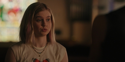 The_Last_Thing_He_Told_Me_S01E03_mkv1321.jpg