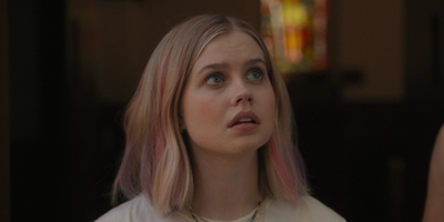 The_Last_Thing_He_Told_Me_S01E03_mkv1398.jpg