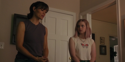 The_Last_Thing_He_Told_Me_S01E03_mkv1480.jpg