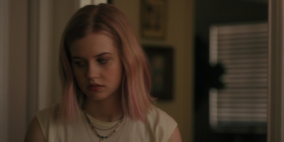 The_Last_Thing_He_Told_Me_S01E03_mkv1507.jpg