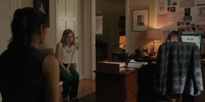 The_Last_Thing_He_Told_Me_S01E03_mkv1509.jpg
