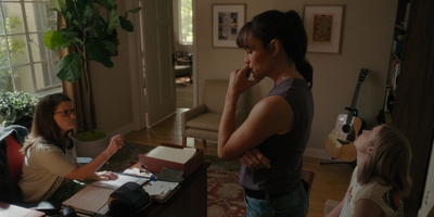 The_Last_Thing_He_Told_Me_S01E03_mkv1637.jpg