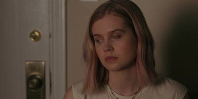 The_Last_Thing_He_Told_Me_S01E03_mkv1655.jpg