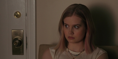The_Last_Thing_He_Told_Me_S01E03_mkv1657.jpg