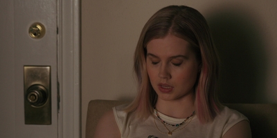 The_Last_Thing_He_Told_Me_S01E03_mkv1663.jpg