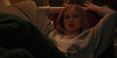 The_Last_Thing_He_Told_Me_S01E03_mkv1907.jpg