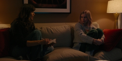 The_Last_Thing_He_Told_Me_S01E03_mkv1931.jpg