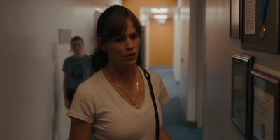 The_Last_Thing_He_Told_Me_S01E04_mkv0859.jpg