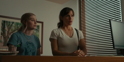 The_Last_Thing_He_Told_Me_S01E04_mkv0877.jpg