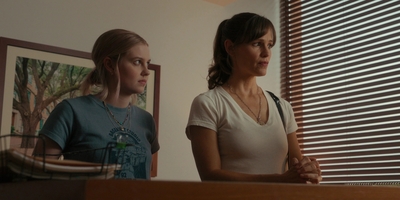 The_Last_Thing_He_Told_Me_S01E04_mkv0924.jpg
