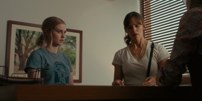 The_Last_Thing_He_Told_Me_S01E04_mkv0932.jpg