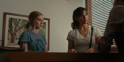 The_Last_Thing_He_Told_Me_S01E04_mkv0933.jpg
