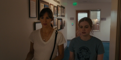 The_Last_Thing_He_Told_Me_S01E04_mkv0944.jpg