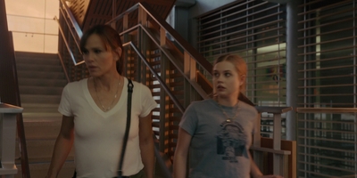 The_Last_Thing_He_Told_Me_S01E04_mkv0949.jpg