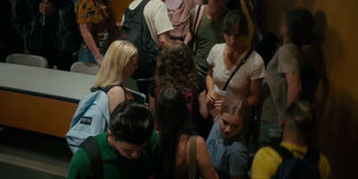 The_Last_Thing_He_Told_Me_S01E04_mkv0999.jpg