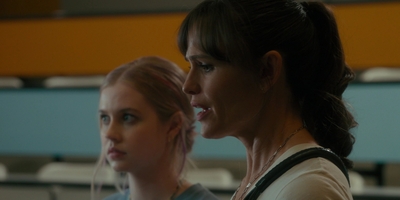 The_Last_Thing_He_Told_Me_S01E04_mkv1089.jpg
