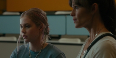 The_Last_Thing_He_Told_Me_S01E04_mkv1110.jpg