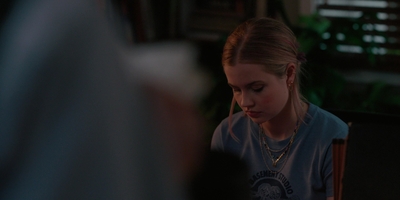The_Last_Thing_He_Told_Me_S01E04_mkv1212.jpg