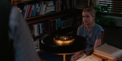 The_Last_Thing_He_Told_Me_S01E04_mkv1236.jpg