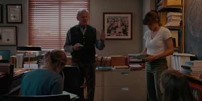 The_Last_Thing_He_Told_Me_S01E04_mkv1261.jpg