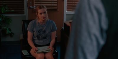 The_Last_Thing_He_Told_Me_S01E04_mkv1306.jpg