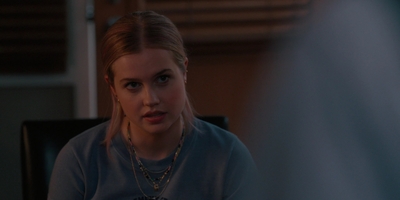 The_Last_Thing_He_Told_Me_S01E04_mkv1321.jpg