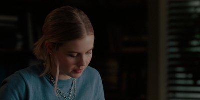 The_Last_Thing_He_Told_Me_S01E04_mkv1549.jpg