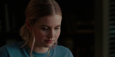 The_Last_Thing_He_Told_Me_S01E04_mkv1555.jpg