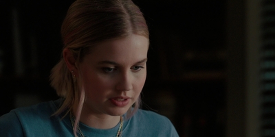 The_Last_Thing_He_Told_Me_S01E04_mkv1556.jpg